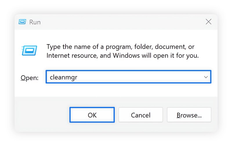 Capture d'écran de la fenêtre Exécuter de Windows montrant comment ouvrir le Nettoyage de disque.