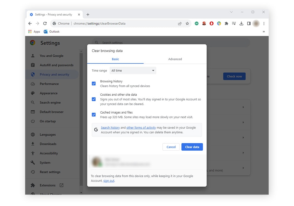 Vidage du cache et de l'historique de navigation pour supprimer un browser hijacker.
