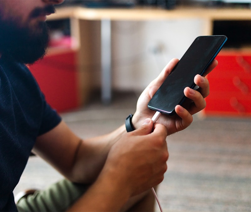 6 raisons pour lesquelles votre iPhone ne s'allume plus et comment y remédier