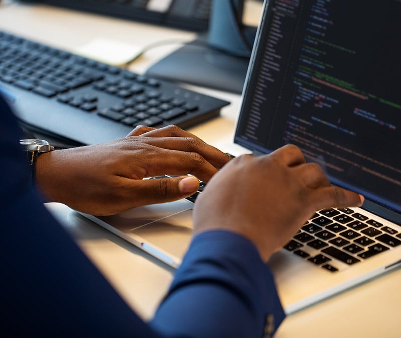 Qu'est-ce qu'un pirate informatique et qu'est-ce que le piratage informatique ?