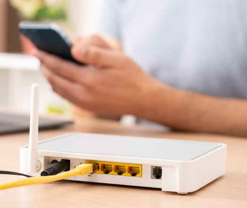 Pourquoi ma connexion Internet est-elle lente ? 11 causes courantes et 7 solutions pour l'accélérer